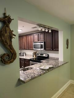 Beachside 1st Floor Condo - Pass Christian - 9