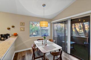 24hr Host - Vaulted Ceiling & Tennis U008 - 9