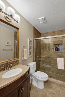 24hr Host - Vaulted Ceiling & Tennis U008 - 6