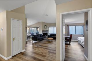 24hr Host - Vaulted Ceiling & Tennis U008 - 2