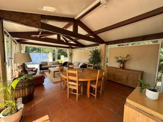 CHARMANT LOGEMENT AVEC PISCINE EN PROVENCE au premier étage d une villa - Tarascon - 5