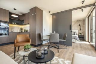 Modern 1-Bedroom Apartment in Somma Asturias - 6