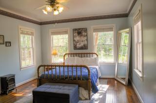 Residence at Creekside Estate - 5