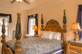 Residence at Creekside Estate - 3