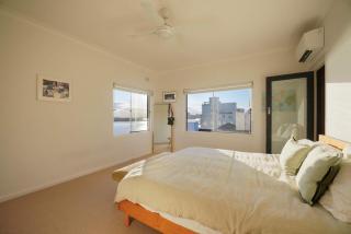 Harbour-View Retreat in Prestigious Point Piper - 1