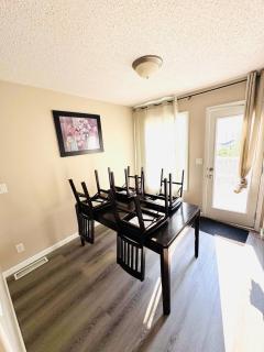 Three Bedroom Home In Fort McMurray - Fort McMurray - 9