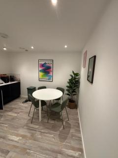 City Centre Apartment 2 Bedroom - Leicester - 6