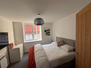City Centre Apartment 2 Bedroom - Leicester - 3
