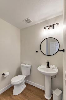 24hr Host - New Renovated House Near Airport U025 - 4