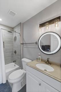 New Renovated Townhouse Large Master Bed U023 - 8