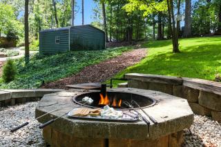 The Holiday House with Dock - Townville - 9