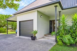 5 Minutes Walk to Matakana Village - 7