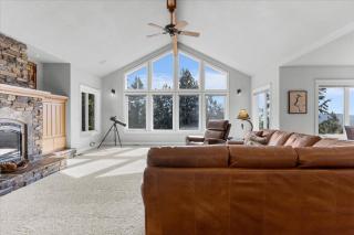 Eagle View Retreat - 2