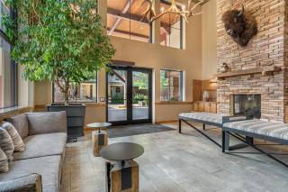 Best Western Plus Clocktower Inn - 9