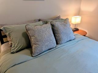 Modern 2BR Home with Private Office Steps from Red Hawk Golf Course, Near NMSU & White Sands - 2