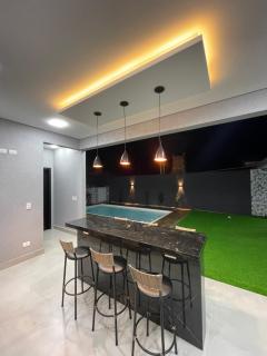 Casa com ótima localização - 8