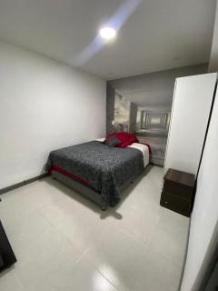 La Casa Amarilla - Medellín - 1