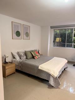 Apartamento poblado el tesoro - Medellín - 1