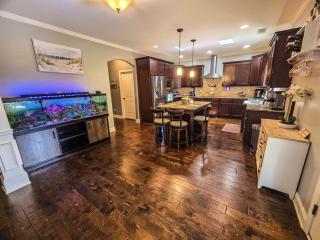 Lakefront Retreat with Pool, Game Room & Private Pier - - 6