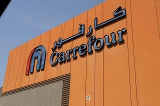 Charming 3BR Oasis in Masdar City - Pool, Private Parking & Near Masdar Park - 6
