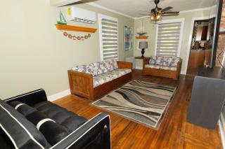 Charming farm house with hot tub by Camp Perry - 2