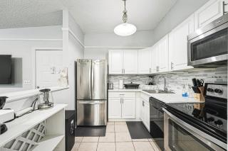 Near Disney Stylish 2BR with Pool - 1