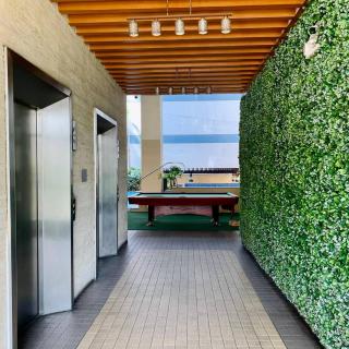 Vanity Calm Bedroom in Ortigas Center - 4