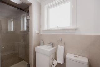 Kelly Street Stables - Apartment 2 - Hobart - 4
