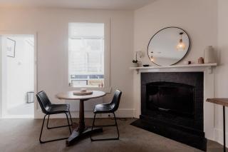 Kelly Street Stables - Apartment 2 - Hobart - 3