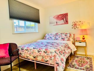 Cozy 1 Bedroom Apartment 10 Minutes to SeaTac Airport - Seattle - 1
