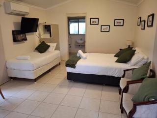 Gunabul Homestead & Golf Course - Gympie - 8