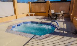 Verde Valley One-Bedroom Park Model Cabin 14 - Cottonwood - 5
