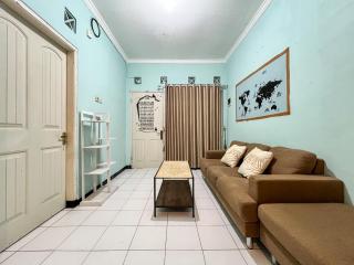 Omah Taman Palagan Homestay Jogja - Ngaglik - 2