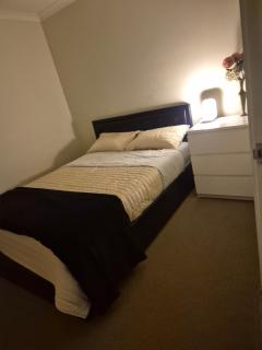 Entire 4 bedroom house in Werrribee, Australia - 8