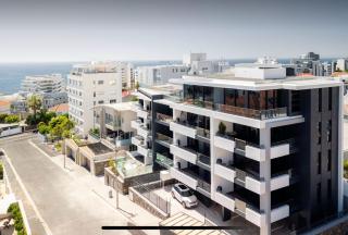 7 on Bantry unit 205 Sea point Modern Seaside Apartment - 0