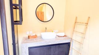 Loft Hideaway Villa with Sofa Bed Central Canggu - 9