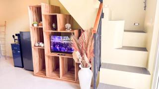 Loft Hideaway Villa with Sofa Bed Central Canggu - Canggu - 2