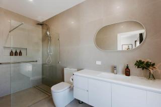 Wattle and Gum Suite - A Stylish Boutique-style Stay - Mudgee - 8