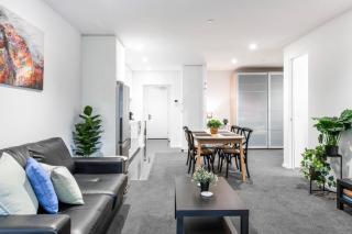 Green & Serene - Lush 1BR w Pool & Gym - 0