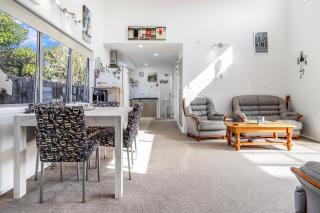 Hosts on the Coast Saltwater Days - 6