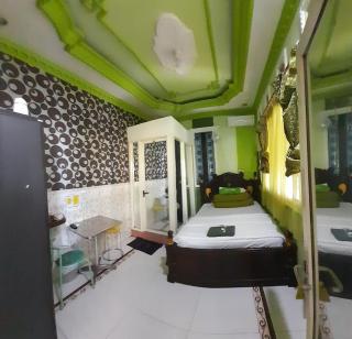 Fathin Hotel Bawean - 8
