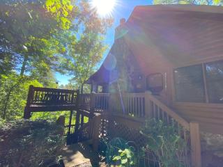 Cozy Haven - Mountain View, Hot Tub, Fire Pit - 6