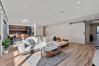 Mountain Escape by Remarkables 9 | 5-bedrooms - 0