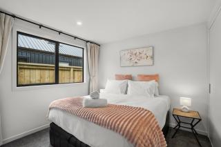 Mountain Escape by Remarkables 9 | 5-bedrooms - 2