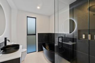 Mountain Escape by Remarkables 9 | 5-bedrooms - 1