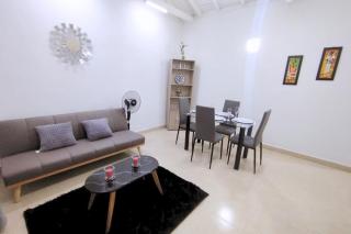 Modern & Central Dining & Nightlife - - 3