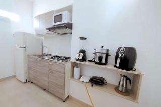 Modern & Central Dining & Nightlife - - 1