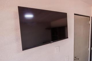 Alojamiento céntrico cerca de H. Civil, CUCS, IMSS - 2