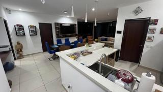 Stylish Stay with Stunning Views - 6