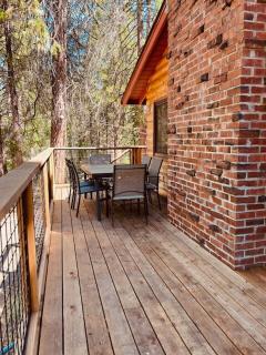 Rent Arnold Cabin - 9